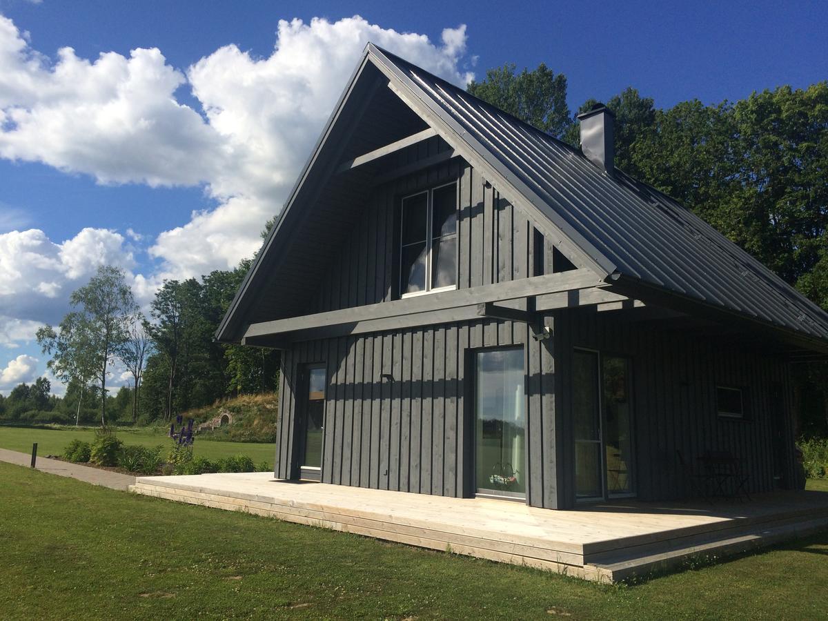 Piesta Riverside Cottage In Soomaa Region Kullimaa المظهر الخارجي الصورة